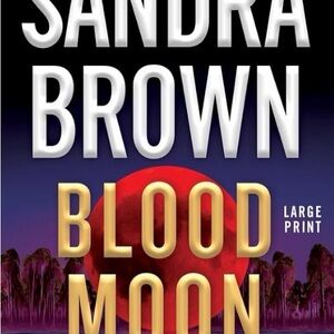 Blood Moon by Sandra Brown